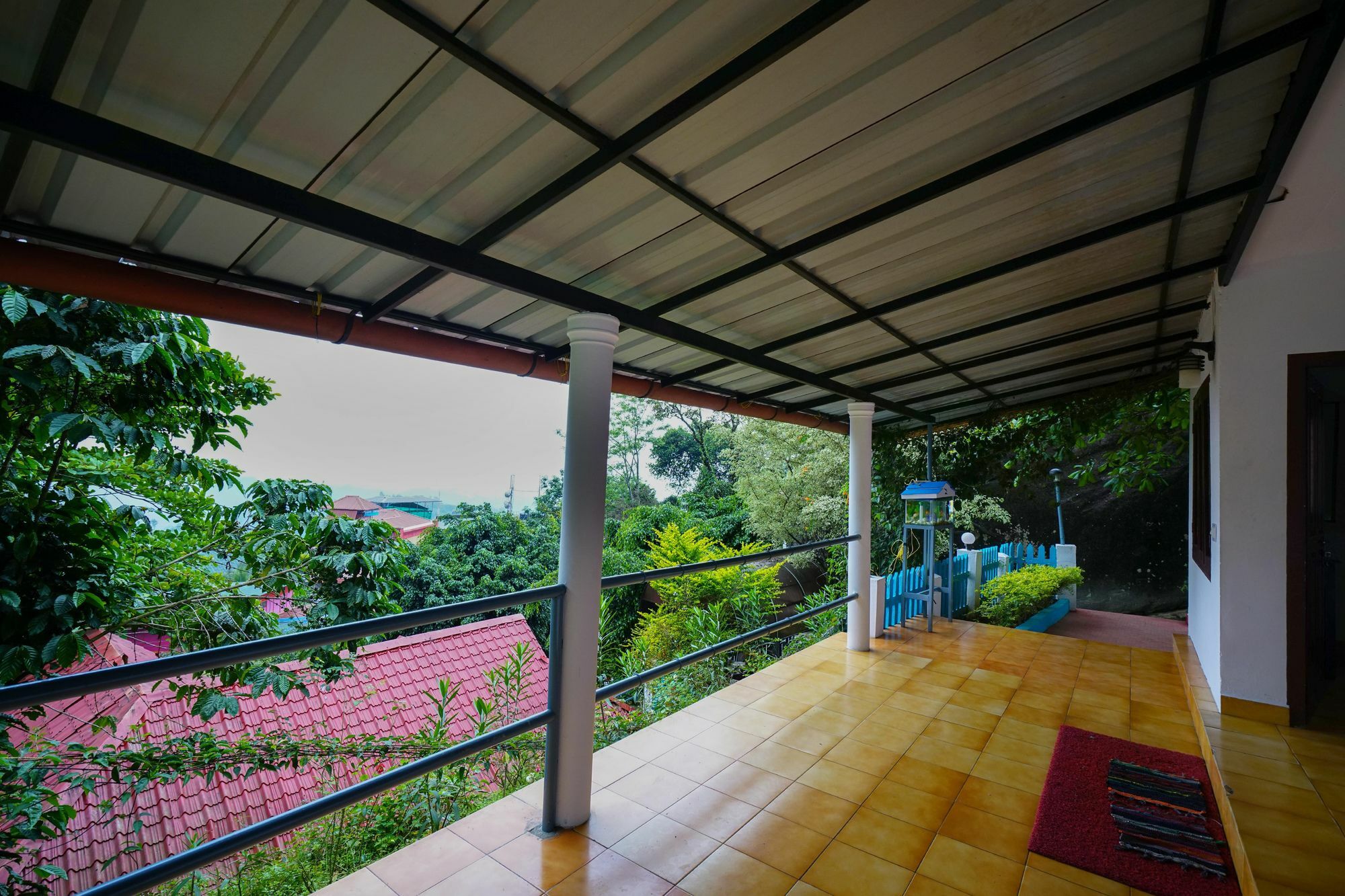 Oyo 10262 Hotel Munnar Rock Exterior foto